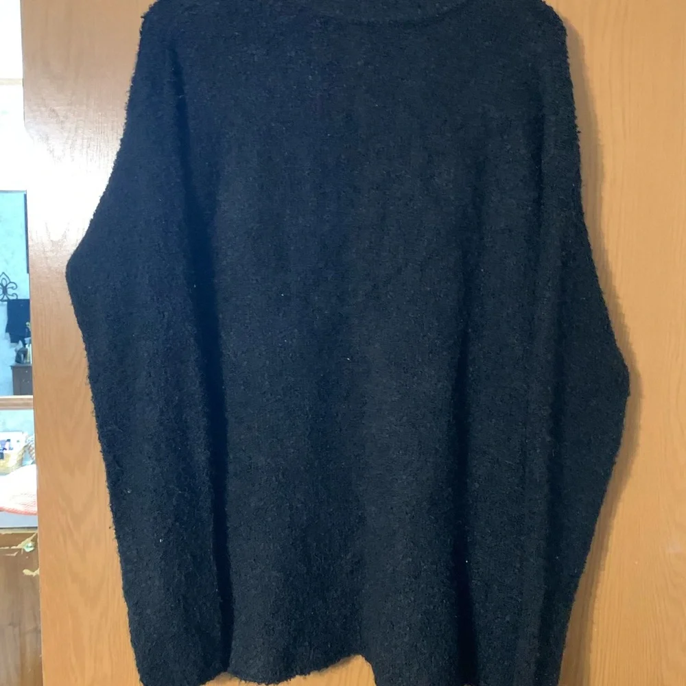 Sweater - Picture 3 of 5